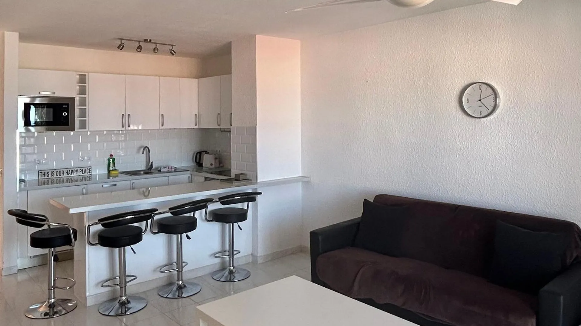 One Bedroom Apartment With Sea Views K110 Los Cristianos